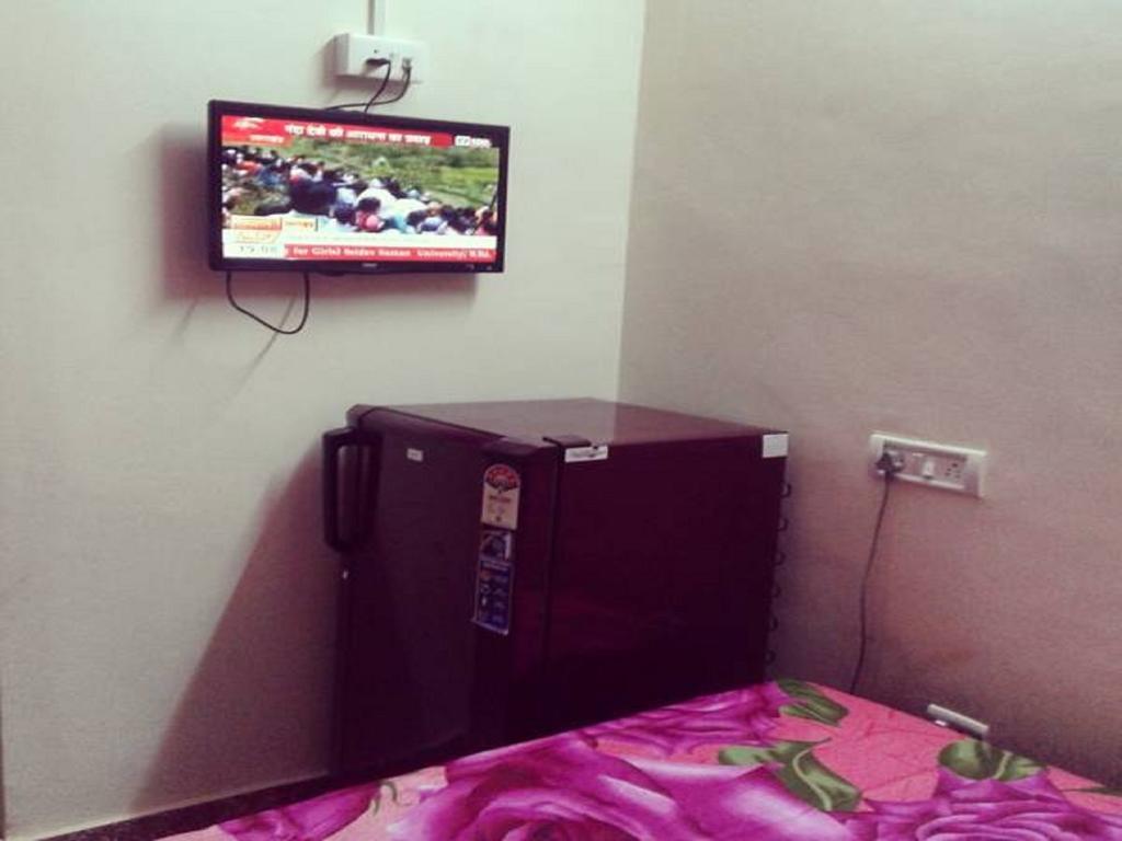 Hotel Jan Jan Tak Dehradun Esterno foto